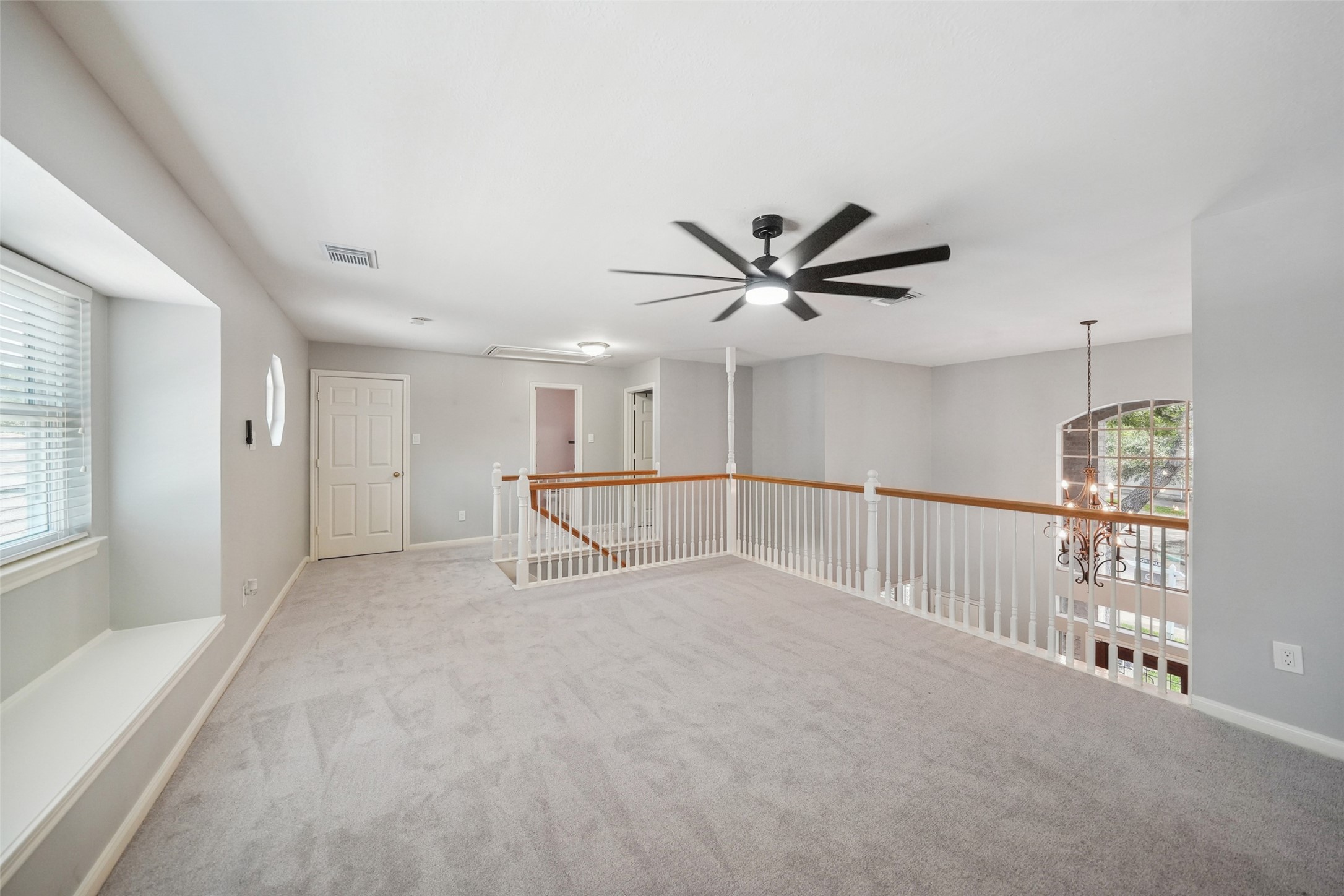 1602 Crescent Point Drive Property Photo 29