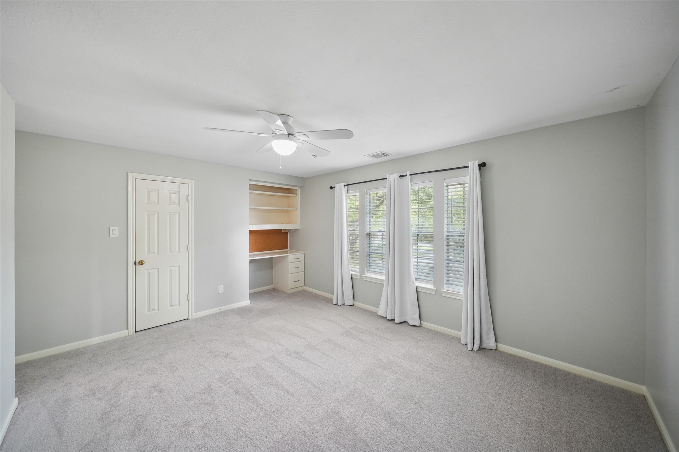 1602 Crescent Point Drive Property Photo 31