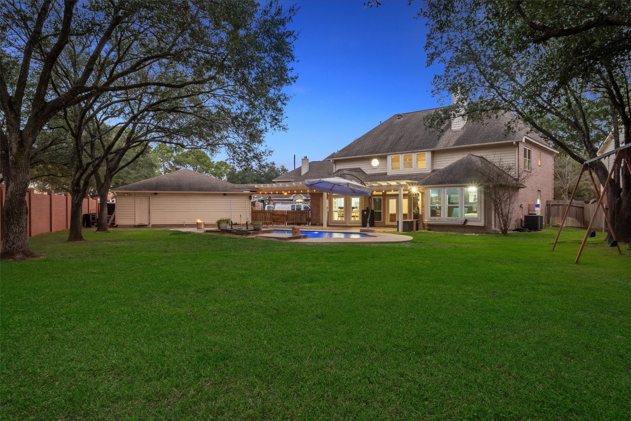 1602 Crescent Point Drive Property Photo 40