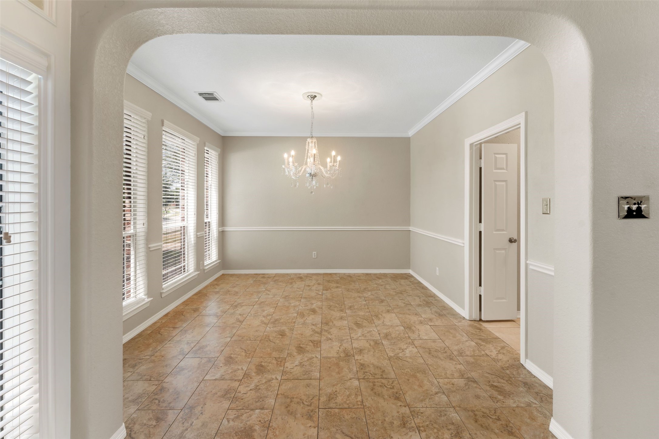 6518 Felicia Oaks Trail Property Photo 7