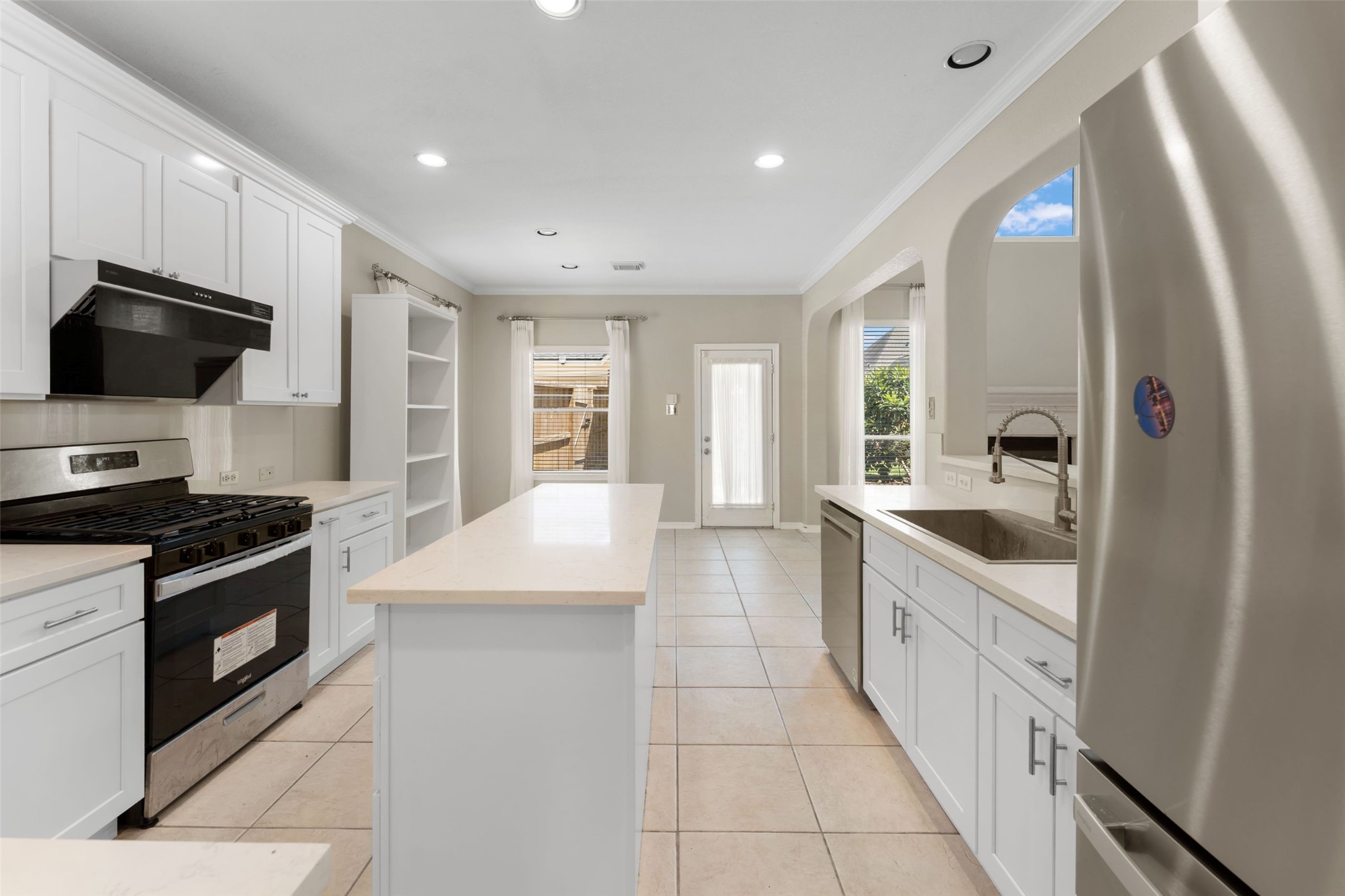 6518 Felicia Oaks Trail Property Photo 9