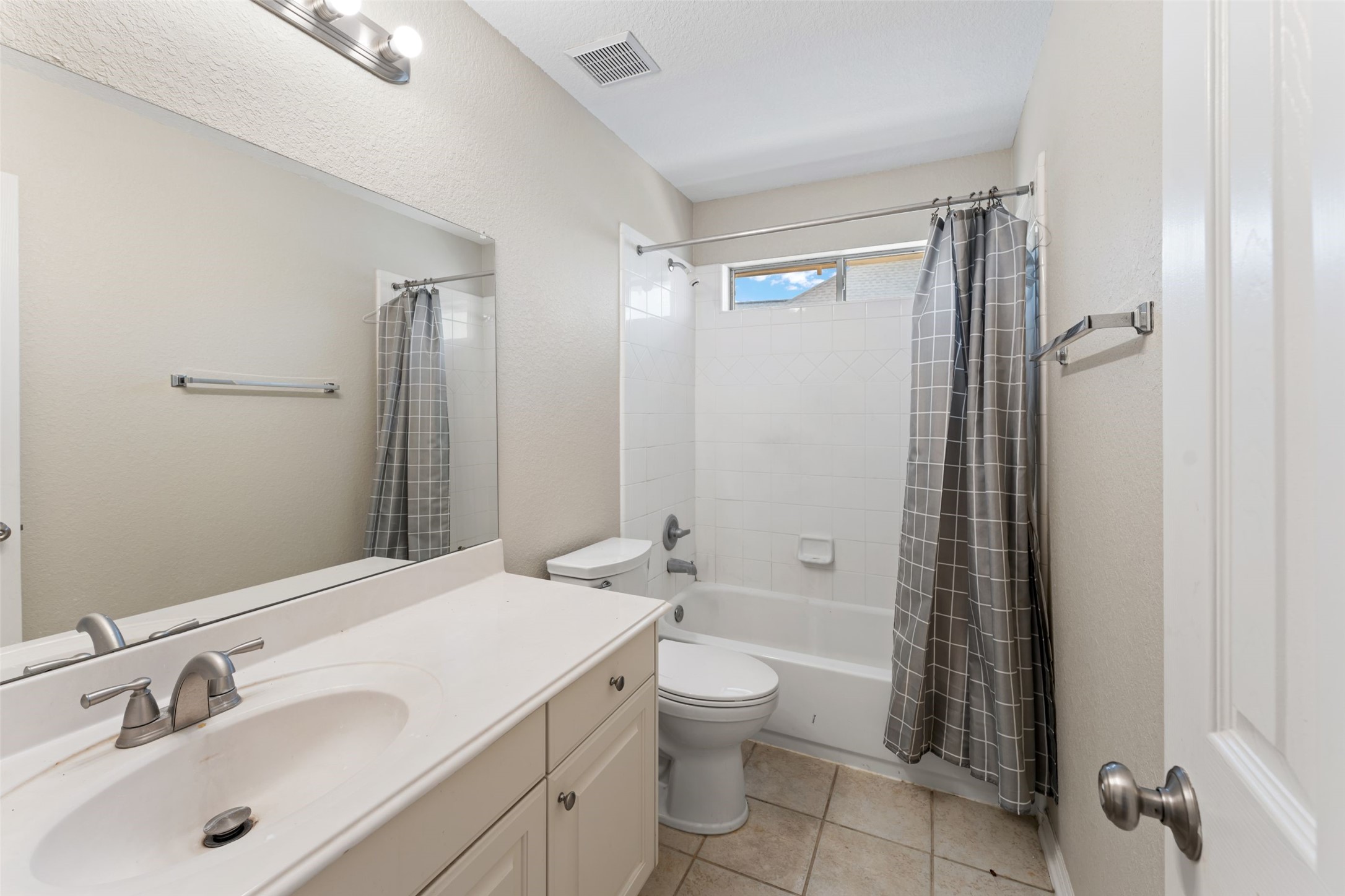 6518 Felicia Oaks Trail Property Photo 38