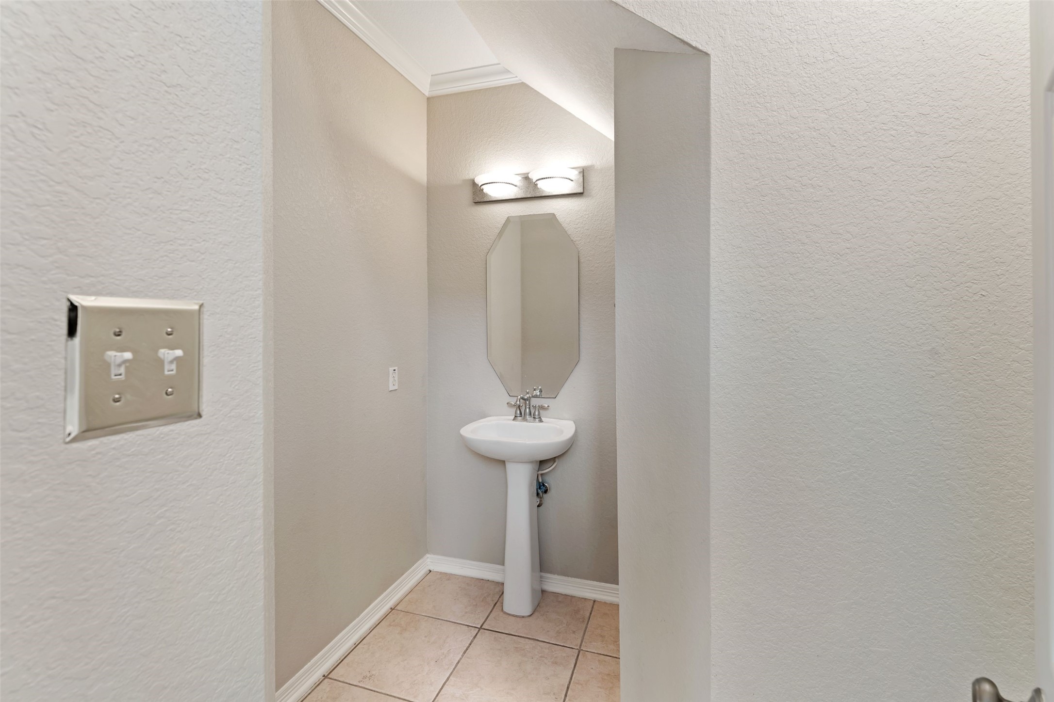 6518 Felicia Oaks Trail Property Photo 42
