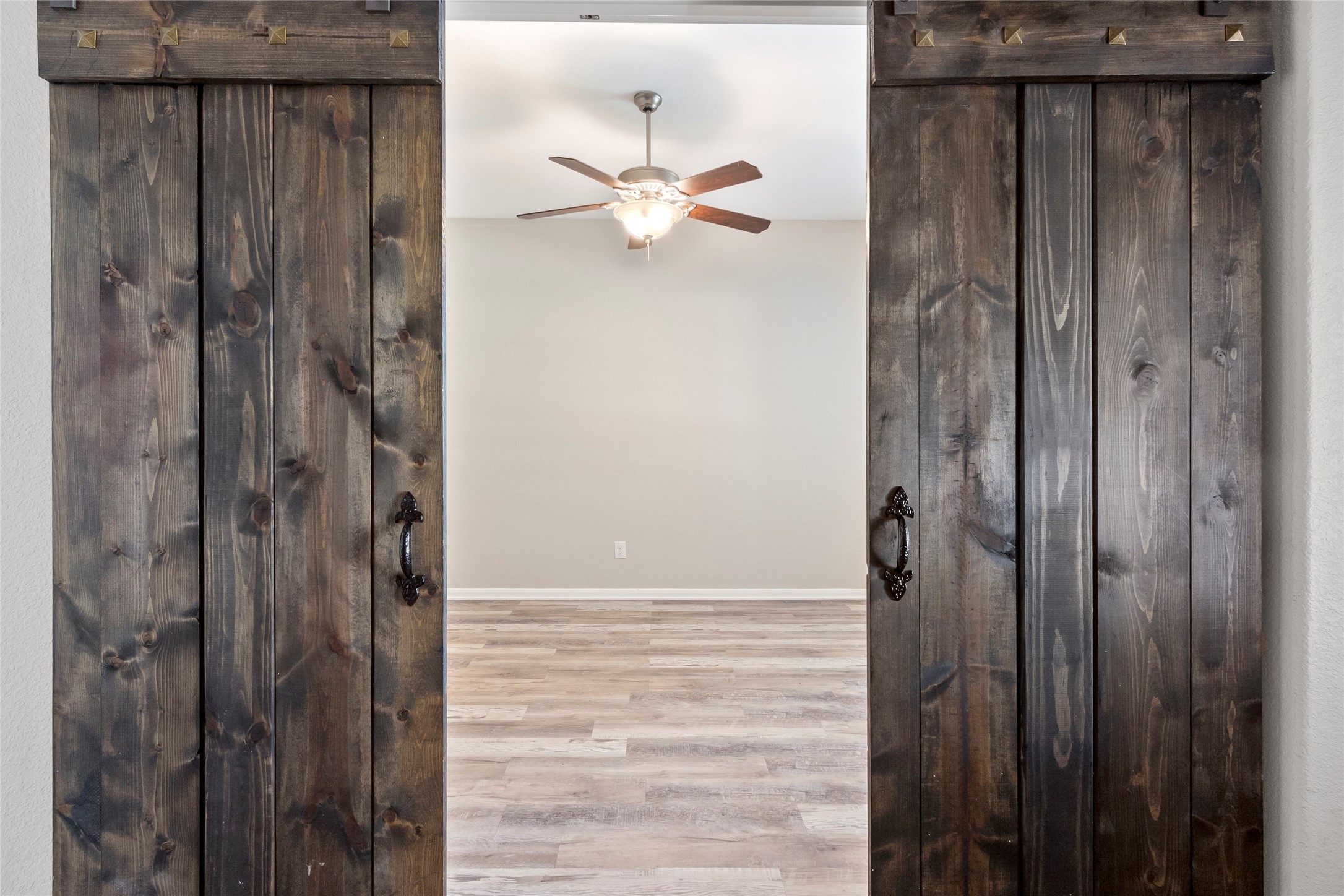 13402 Indigo Sands Drive Property Photo 13