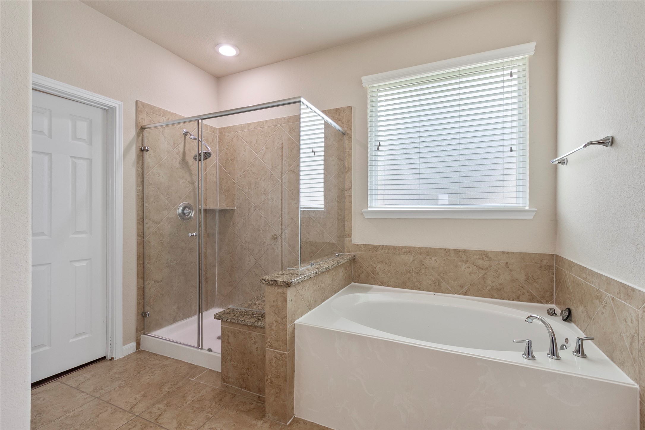 13402 Indigo Sands Drive Property Photo 17