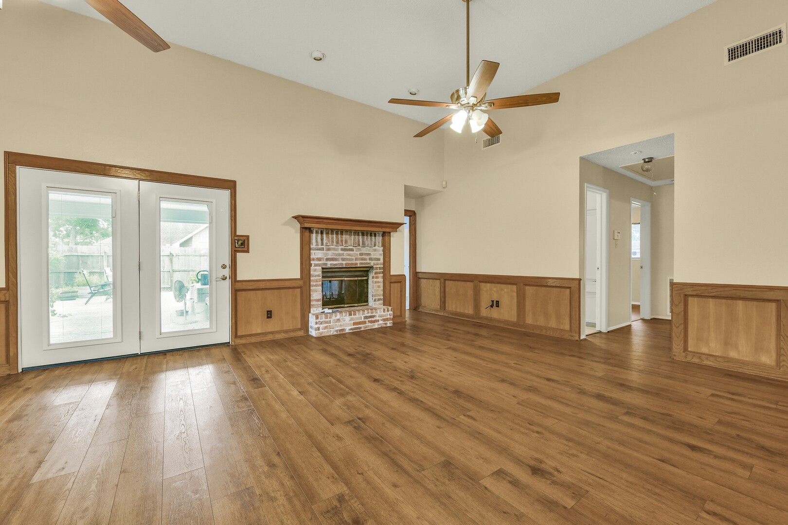2525 40th Avenue N Property Photo 15