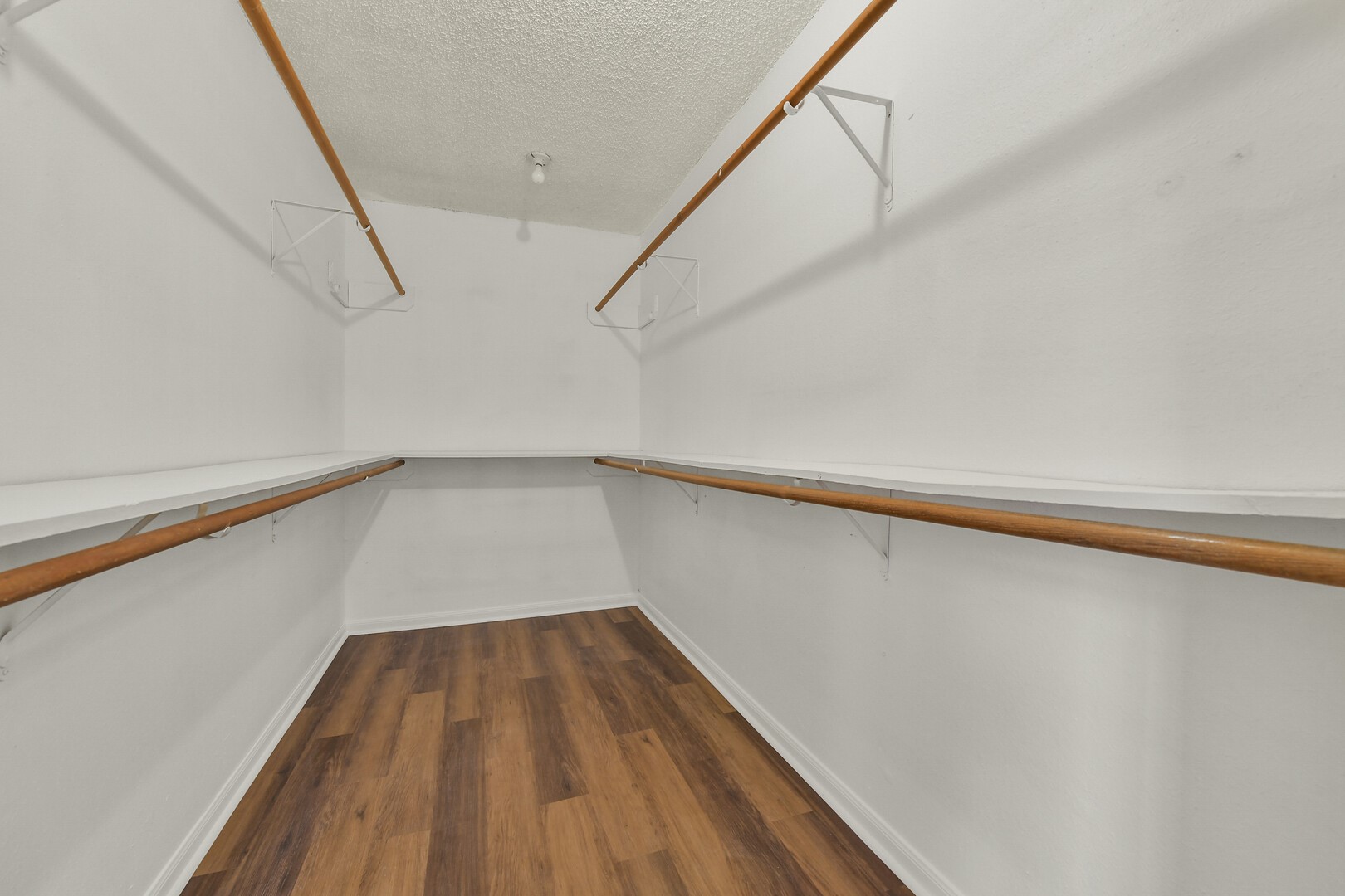 2525 40th Avenue N Property Photo 22