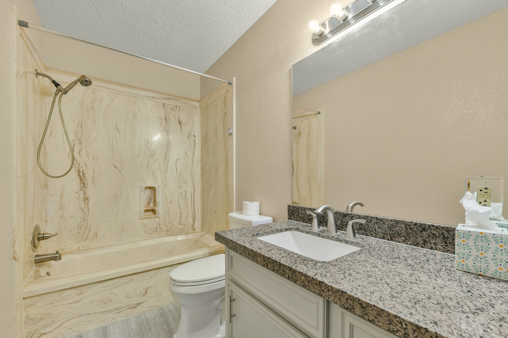 2525 40th Avenue N Property Photo 27