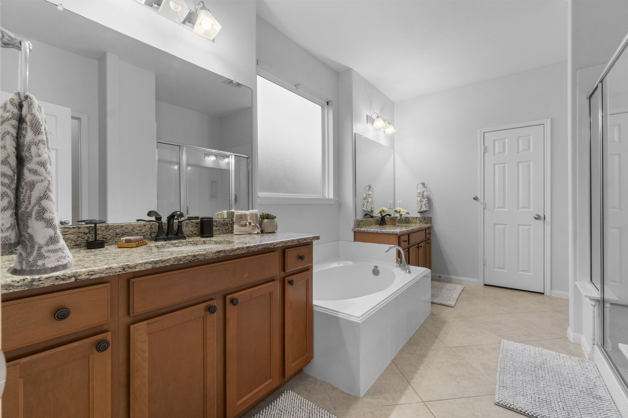 5714 Brookway Willow Drive Property Photo 14