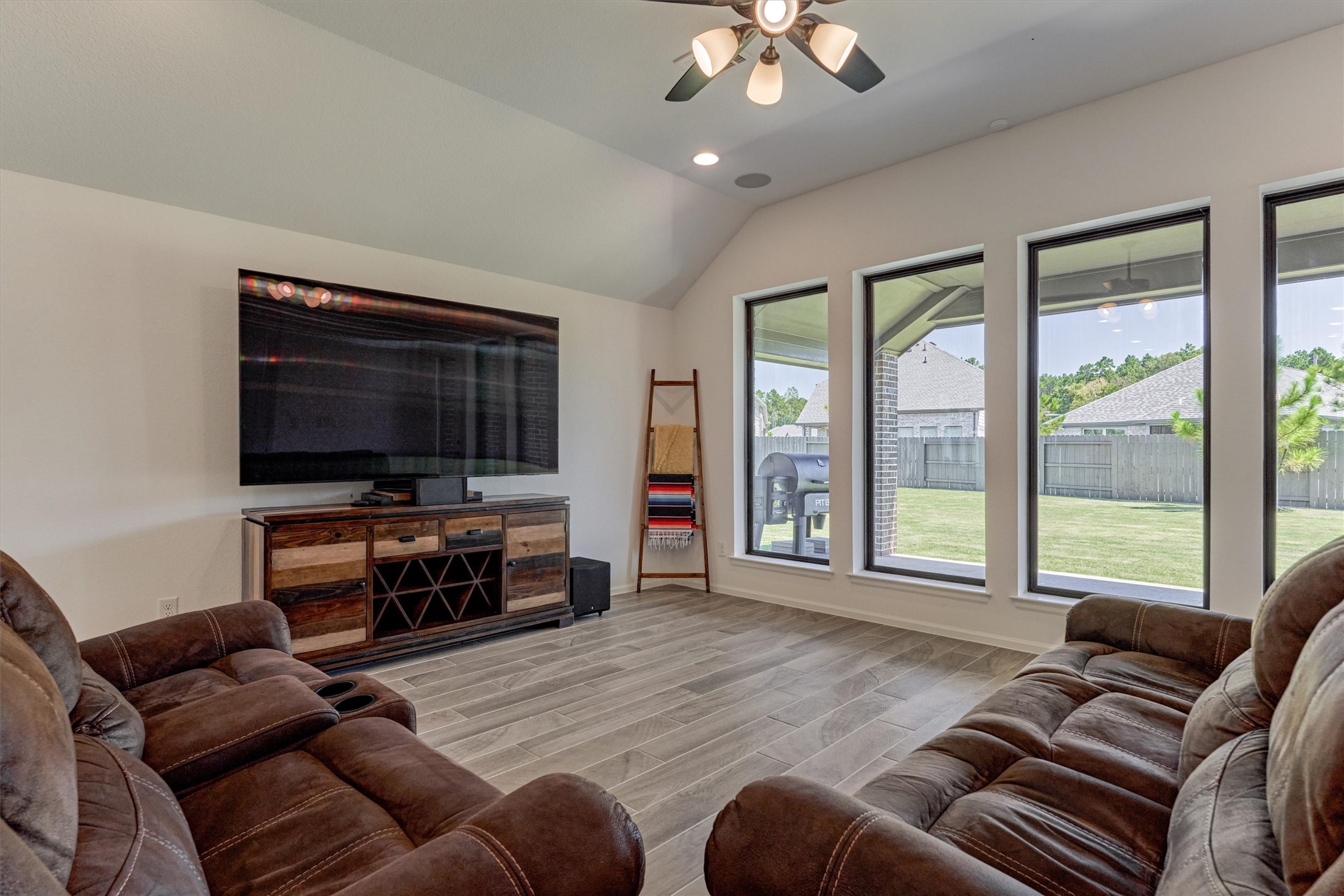13147 Soaring Forest Drive Property Photo 13