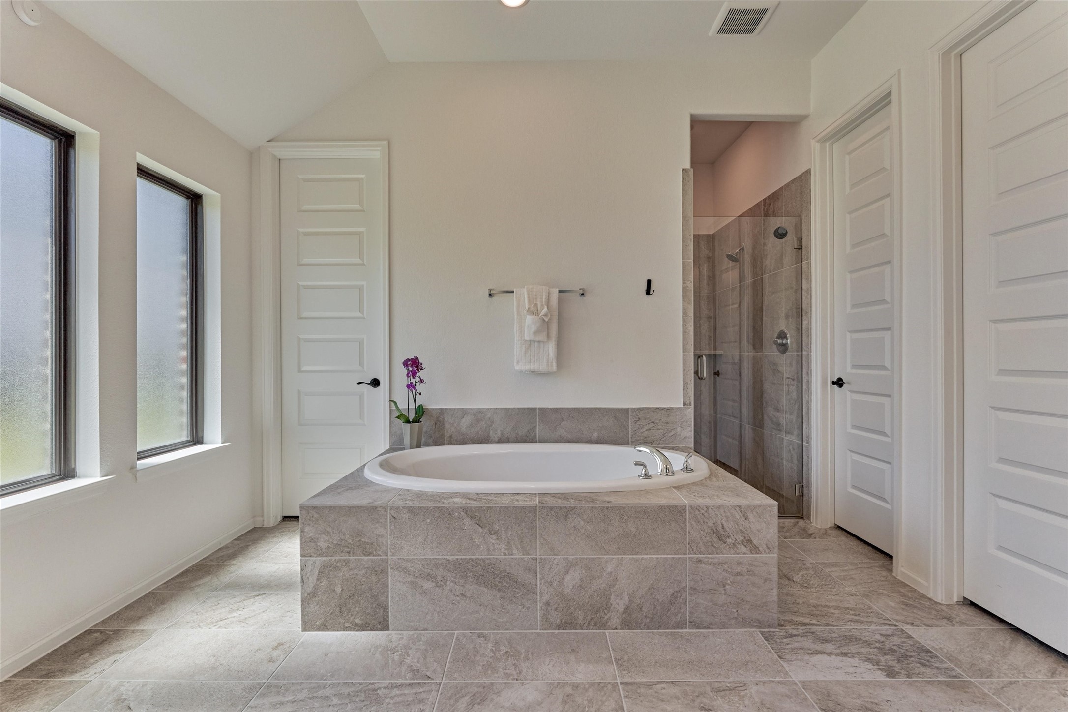 13147 Soaring Forest Drive Property Photo 20