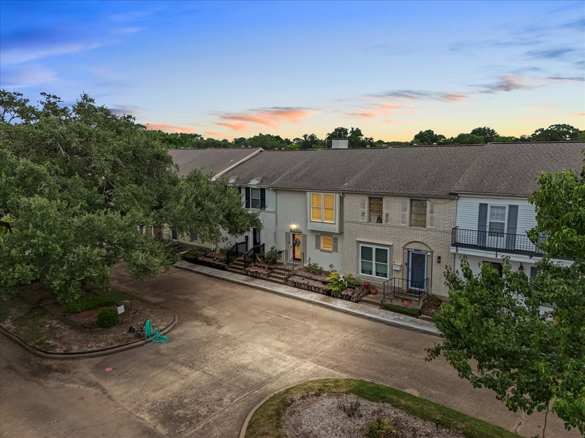 18204 Heritage Ln Lane 8204 Property Photo 1