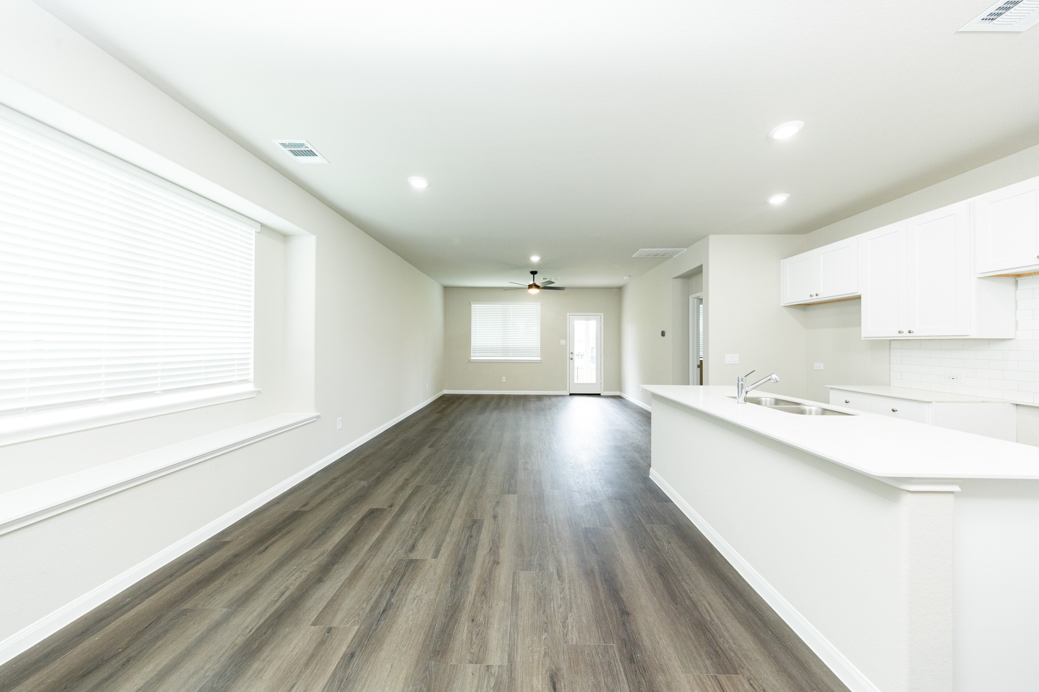 14019 Mount Hunter Drive Property Photo 4