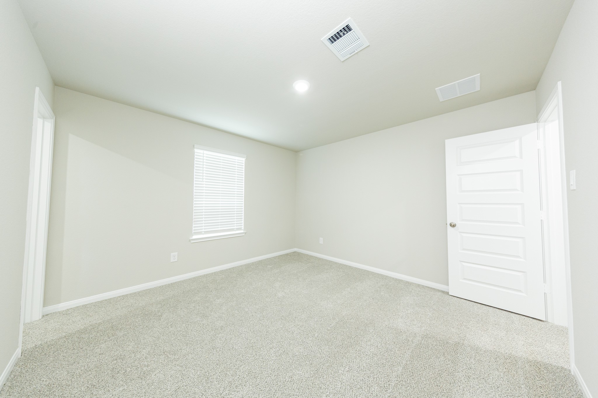 14019 Mount Hunter Drive Property Photo 23