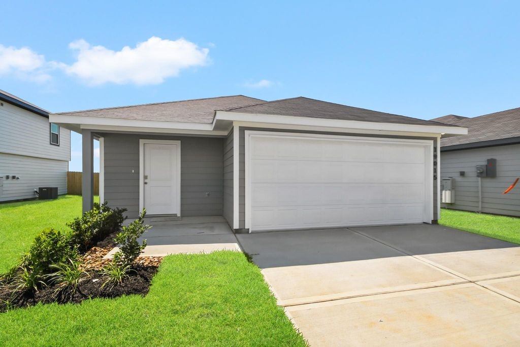 19015 Foxface Peak Court Property Photo 2