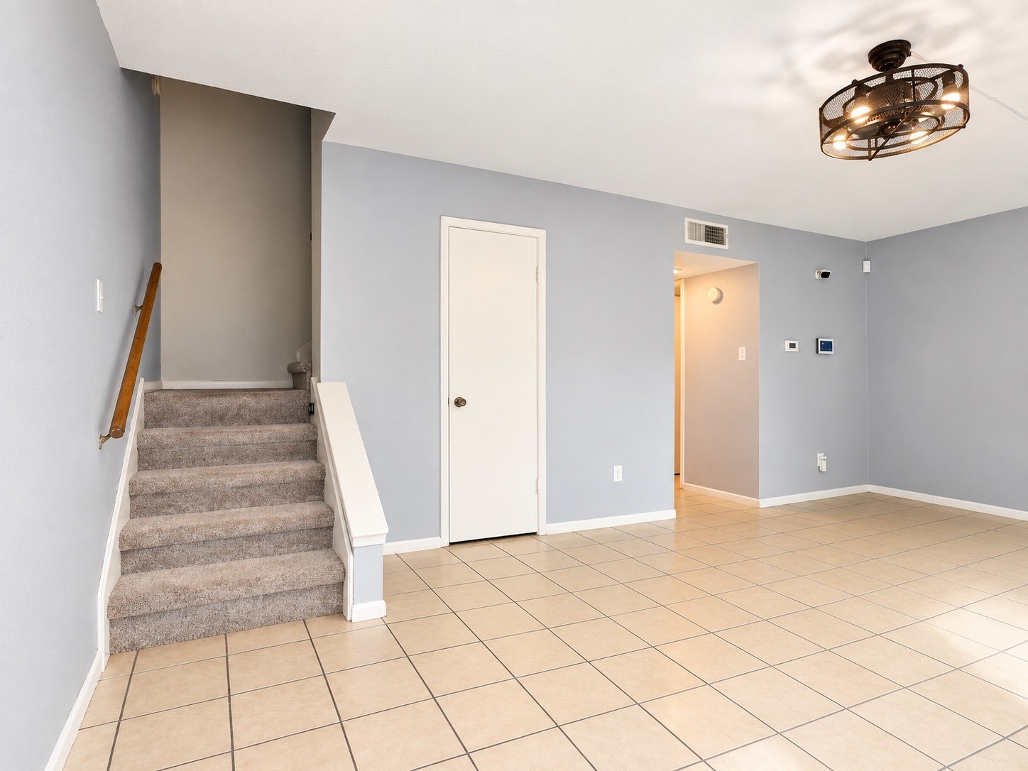 2100 Wilcrest Drive 109 Property Photo 6