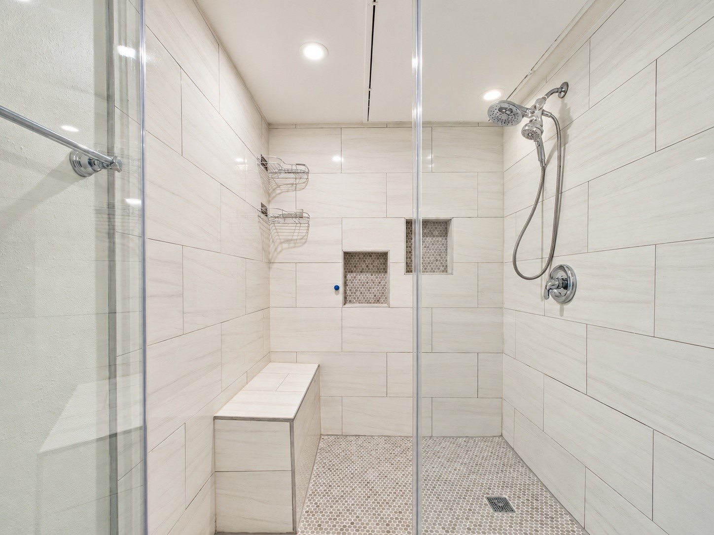 2100 Wilcrest Drive 109 Property Photo 15