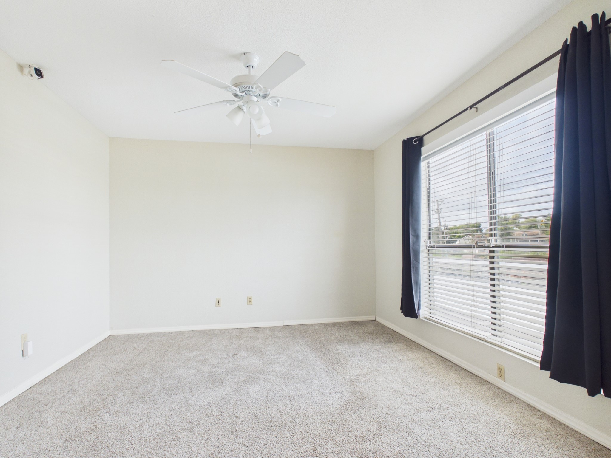 2100 Wilcrest Drive 109 Property Photo 17