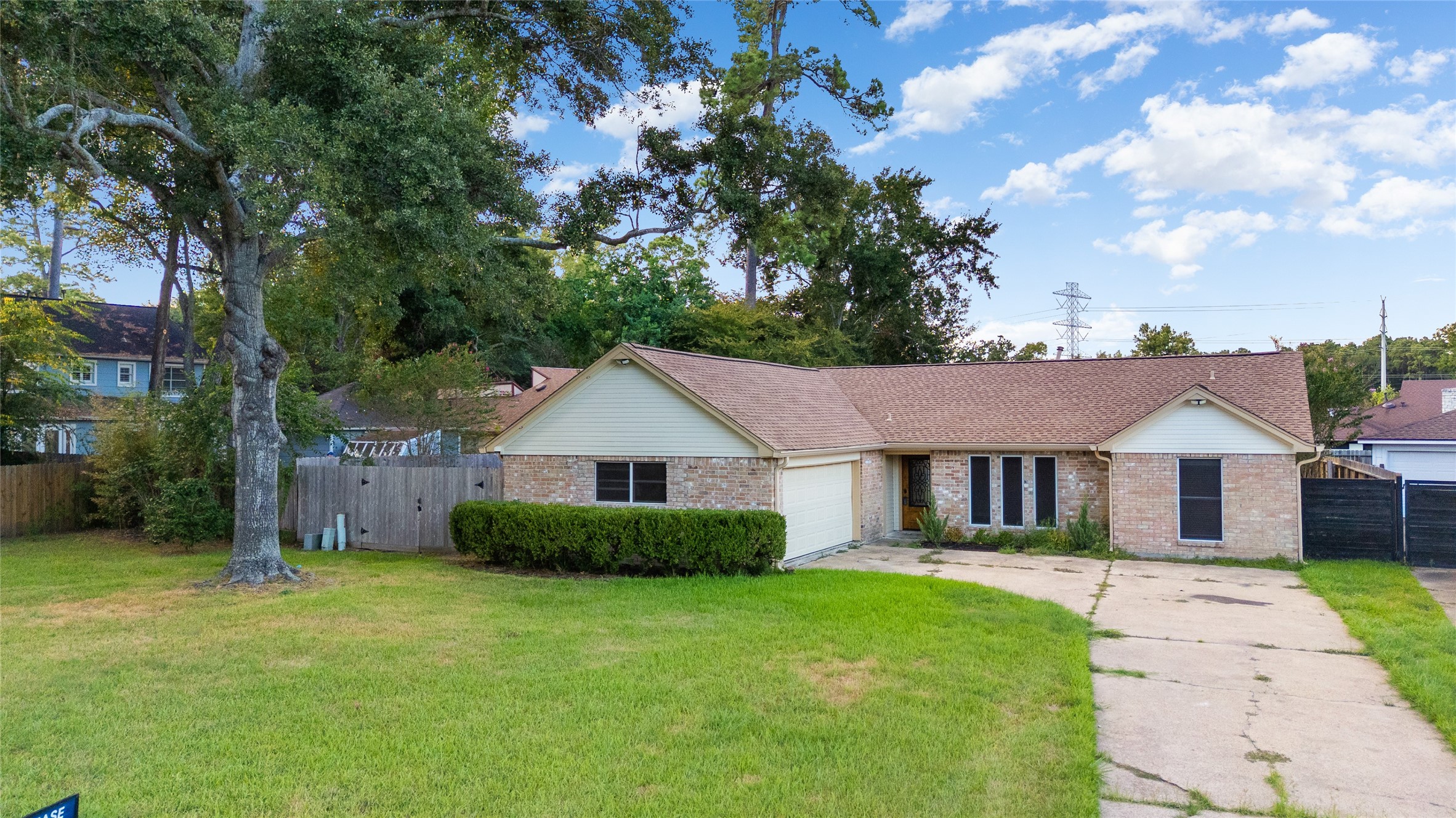 9711 Cantertrot Drive Property Photo 2