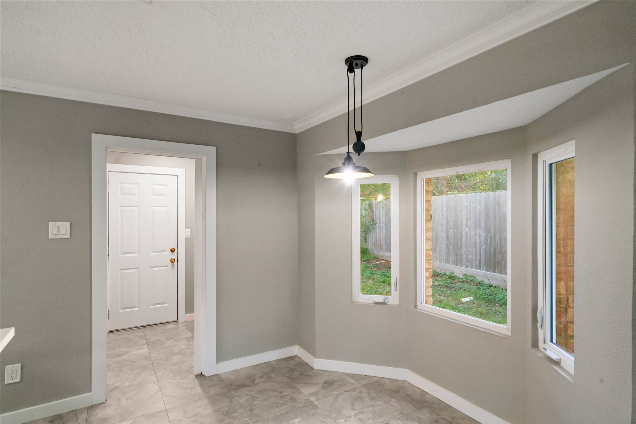 9711 Cantertrot Drive Property Photo 7