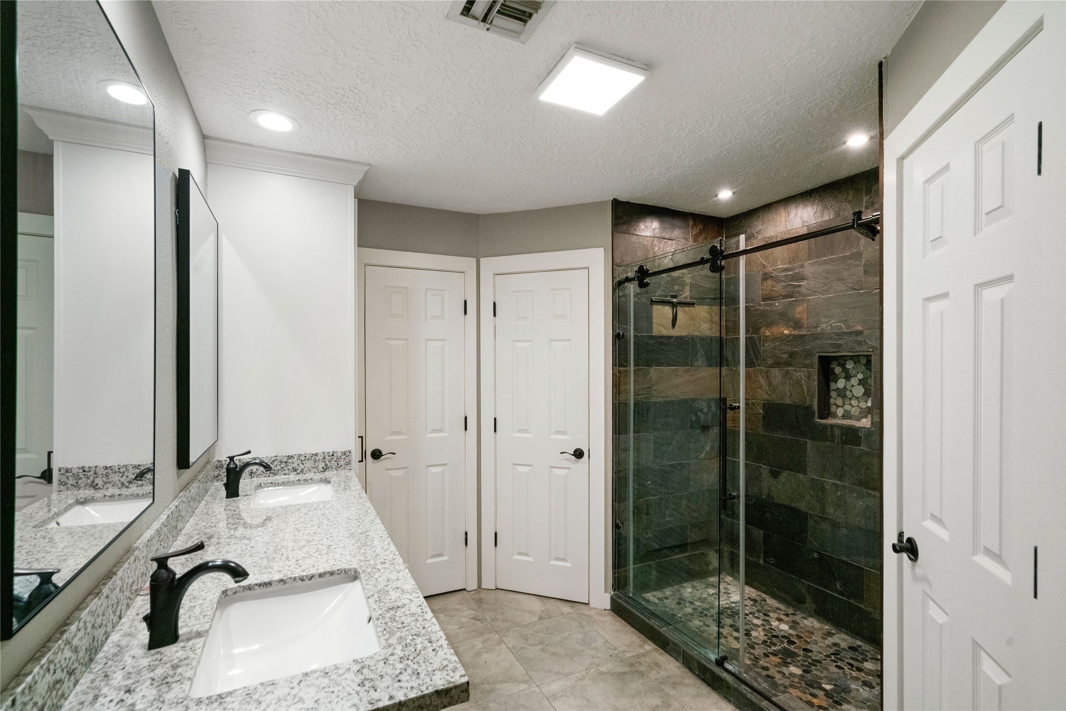 9711 Cantertrot Drive Property Photo 19