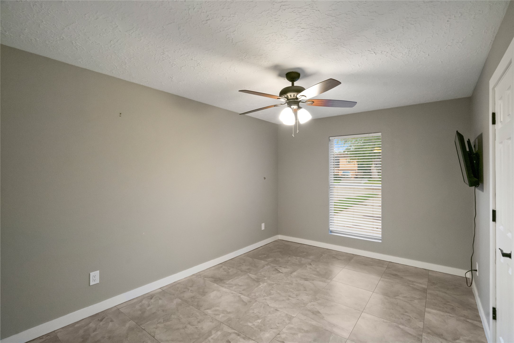 9711 Cantertrot Drive Property Photo 20