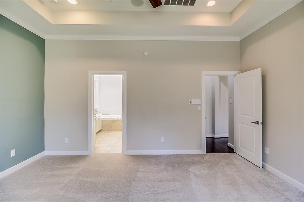 17106 Rainier Creek Drive Property Photo 12