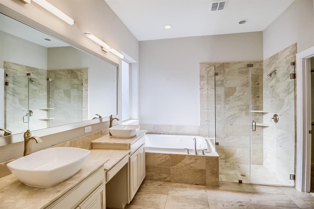17106 Rainier Creek Drive Property Photo 13