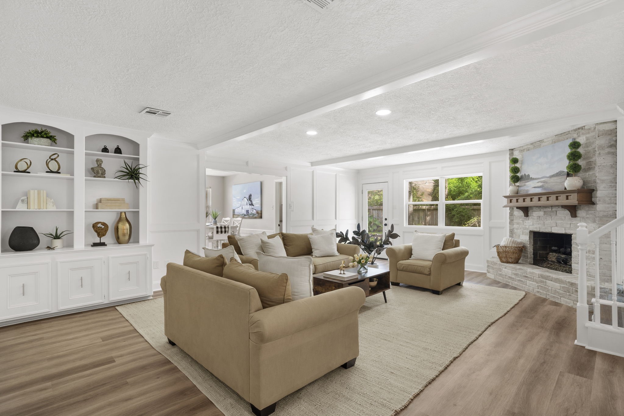 8206 Colonial Oaks Lane Property Photo 11