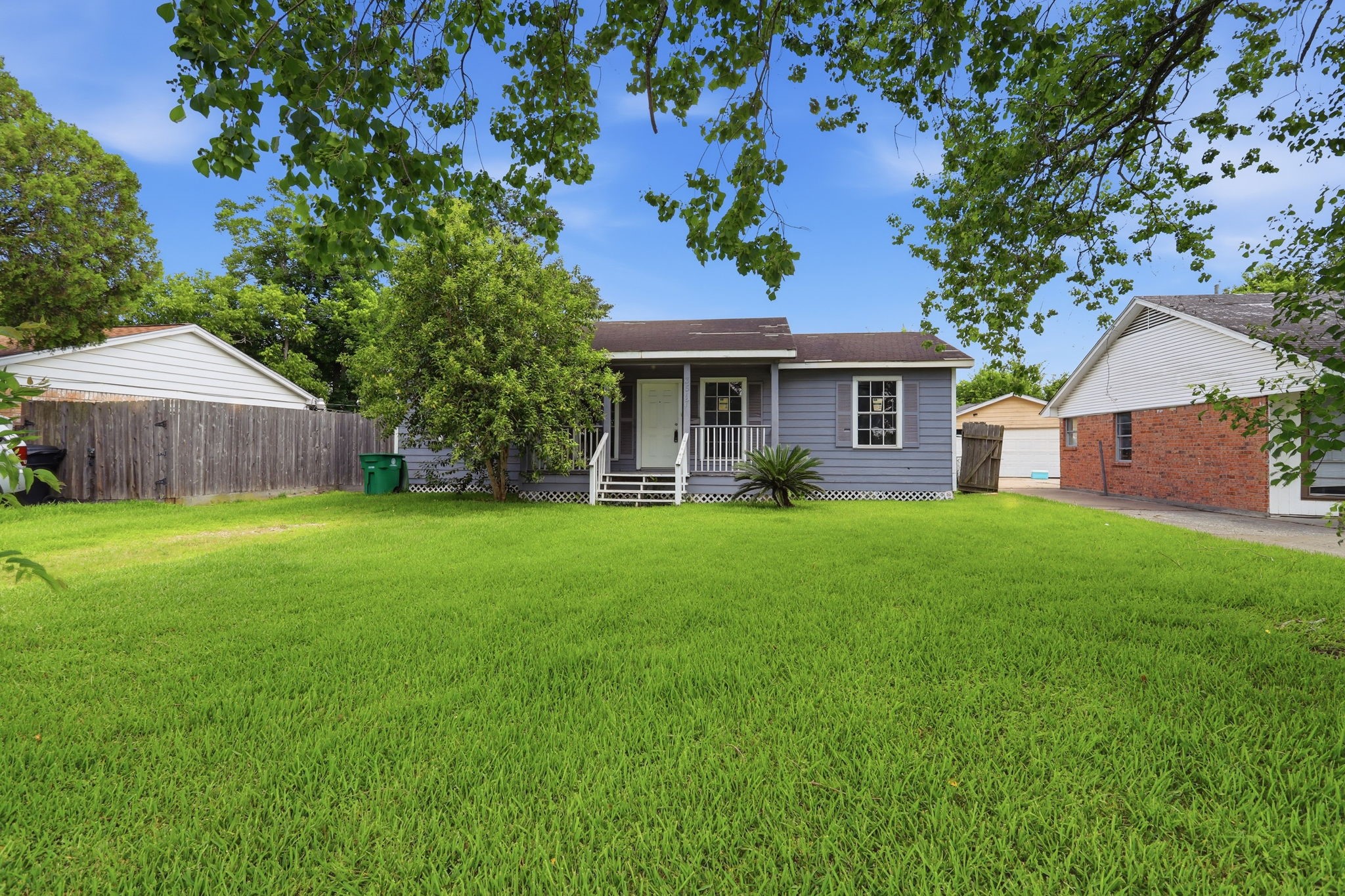 3517 Sparrow Street Property Photo 1