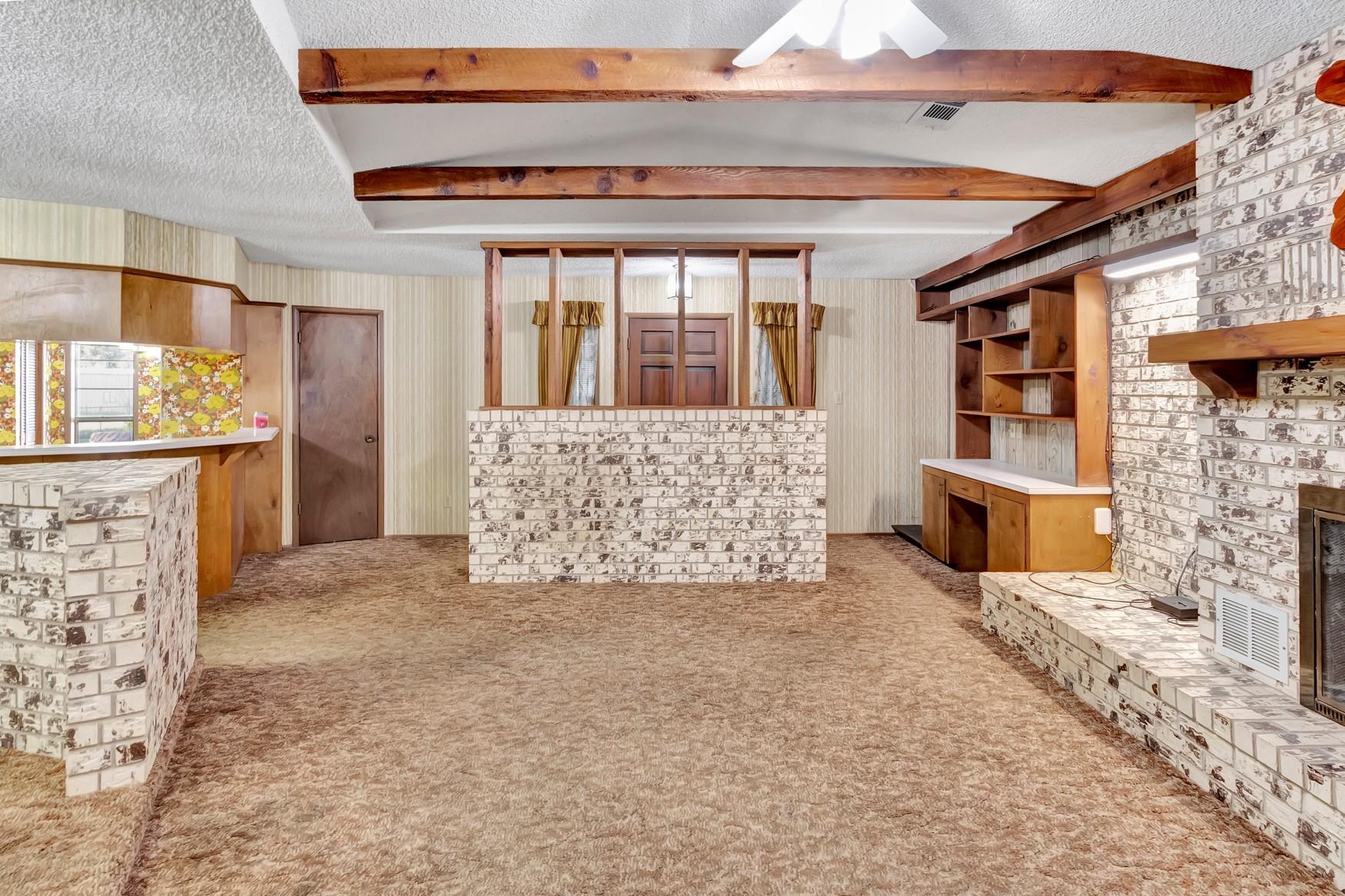 10957 N Us Highway 77, Schulenburg Tx 78956 Property Photo 5