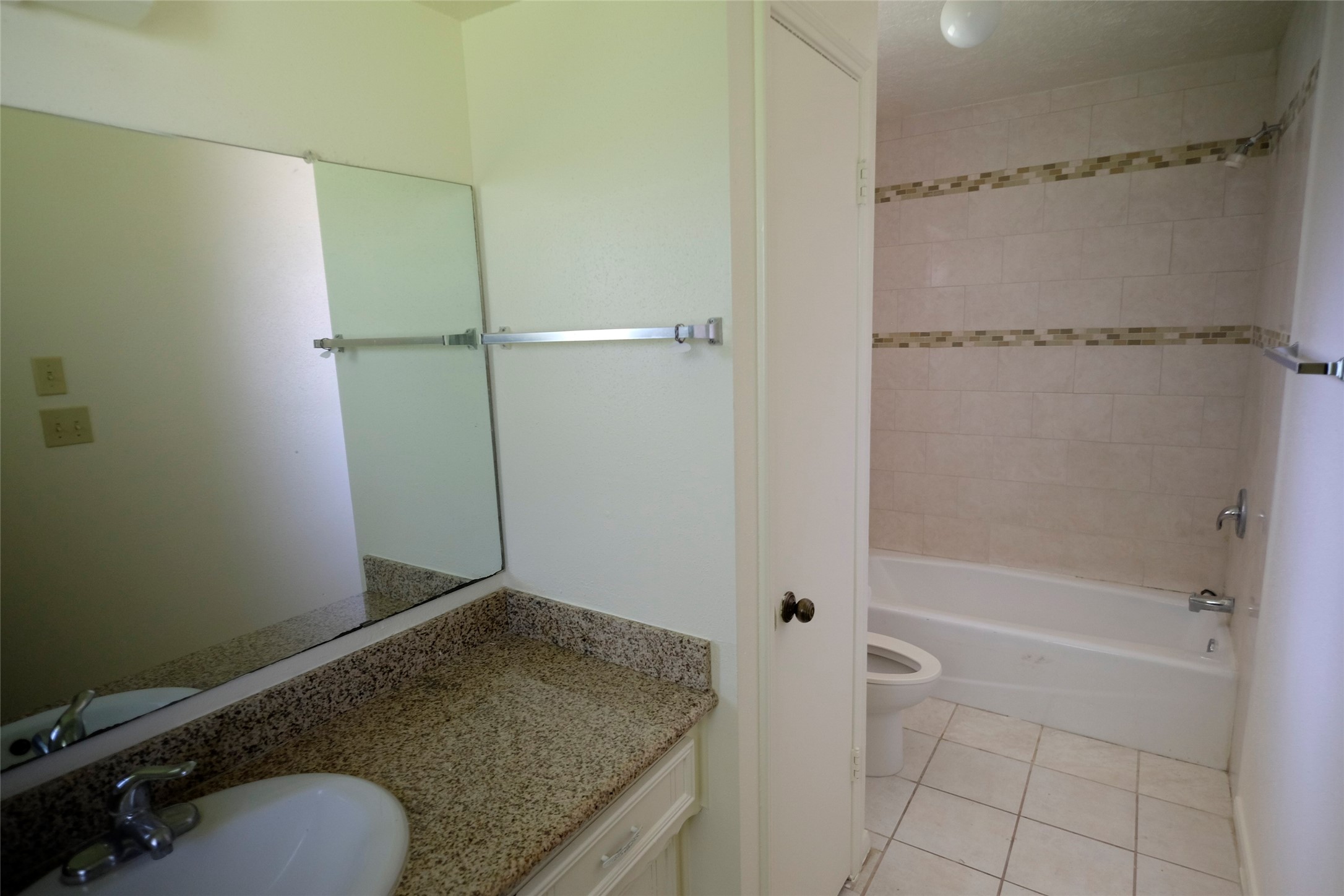 12515 Bexley Drive Property Photo 9