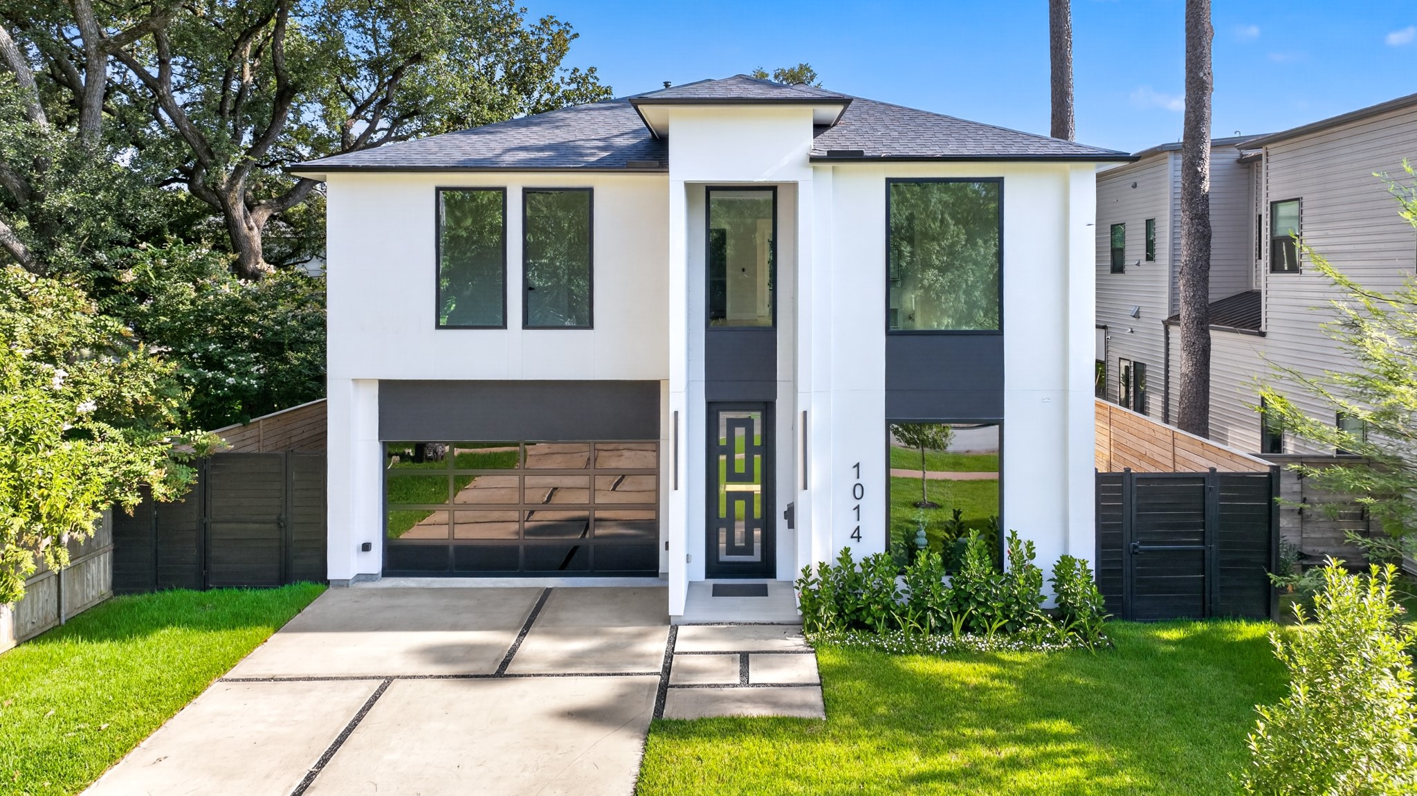 1014 Gardenia Drive Property Photo 1