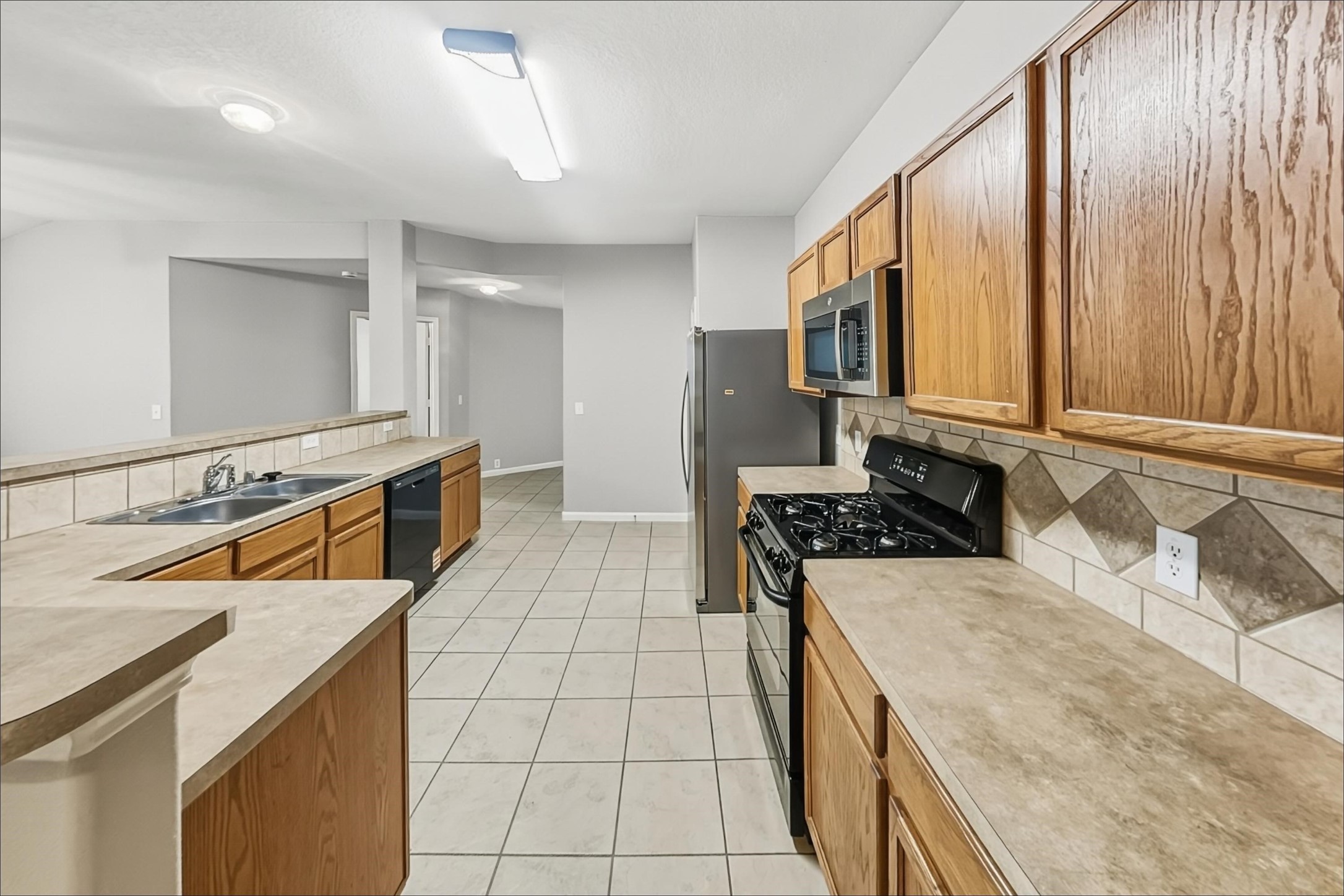 2764 Woodspring Forest Drive Property Photo 2