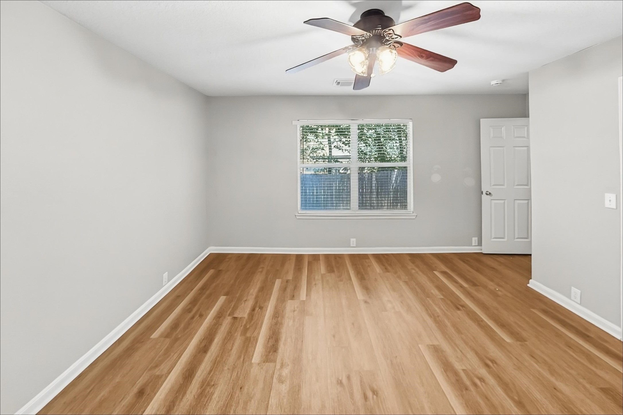 2764 Woodspring Forest Drive Property Photo 7
