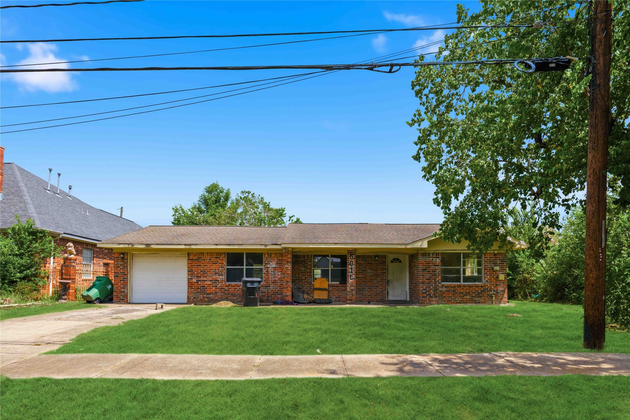 5015 Bricker Street Property Photo 1