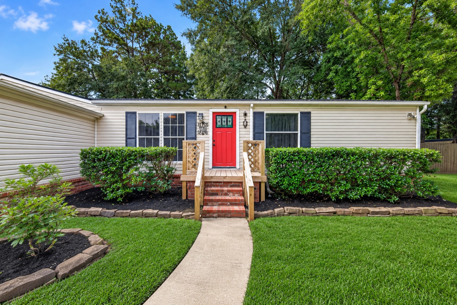 16396 Red Tail Hawk Court Property Photo 2