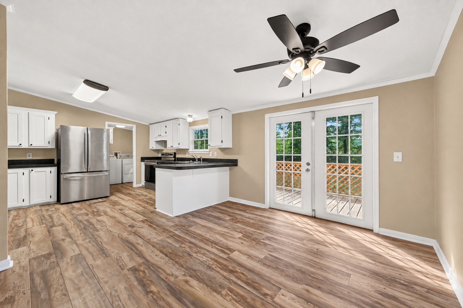 16396 Red Tail Hawk Court Property Photo 5