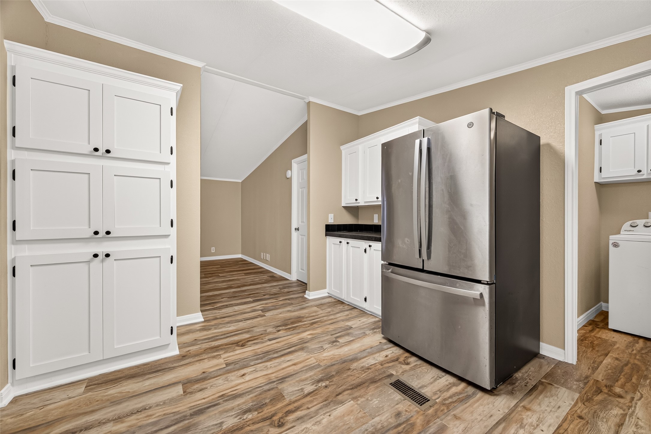 16396 Red Tail Hawk Court Property Photo 8