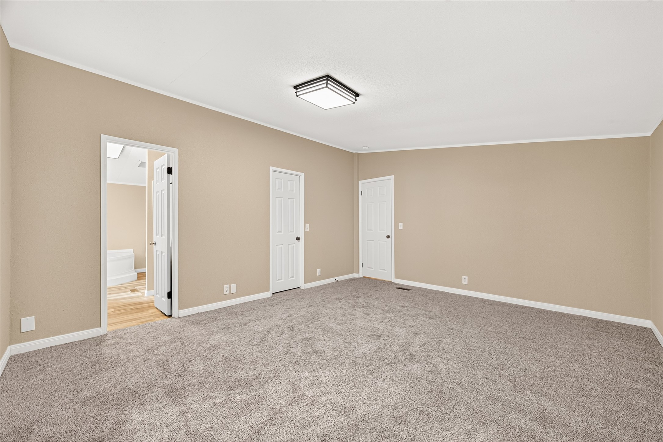 16396 Red Tail Hawk Court Property Photo 14