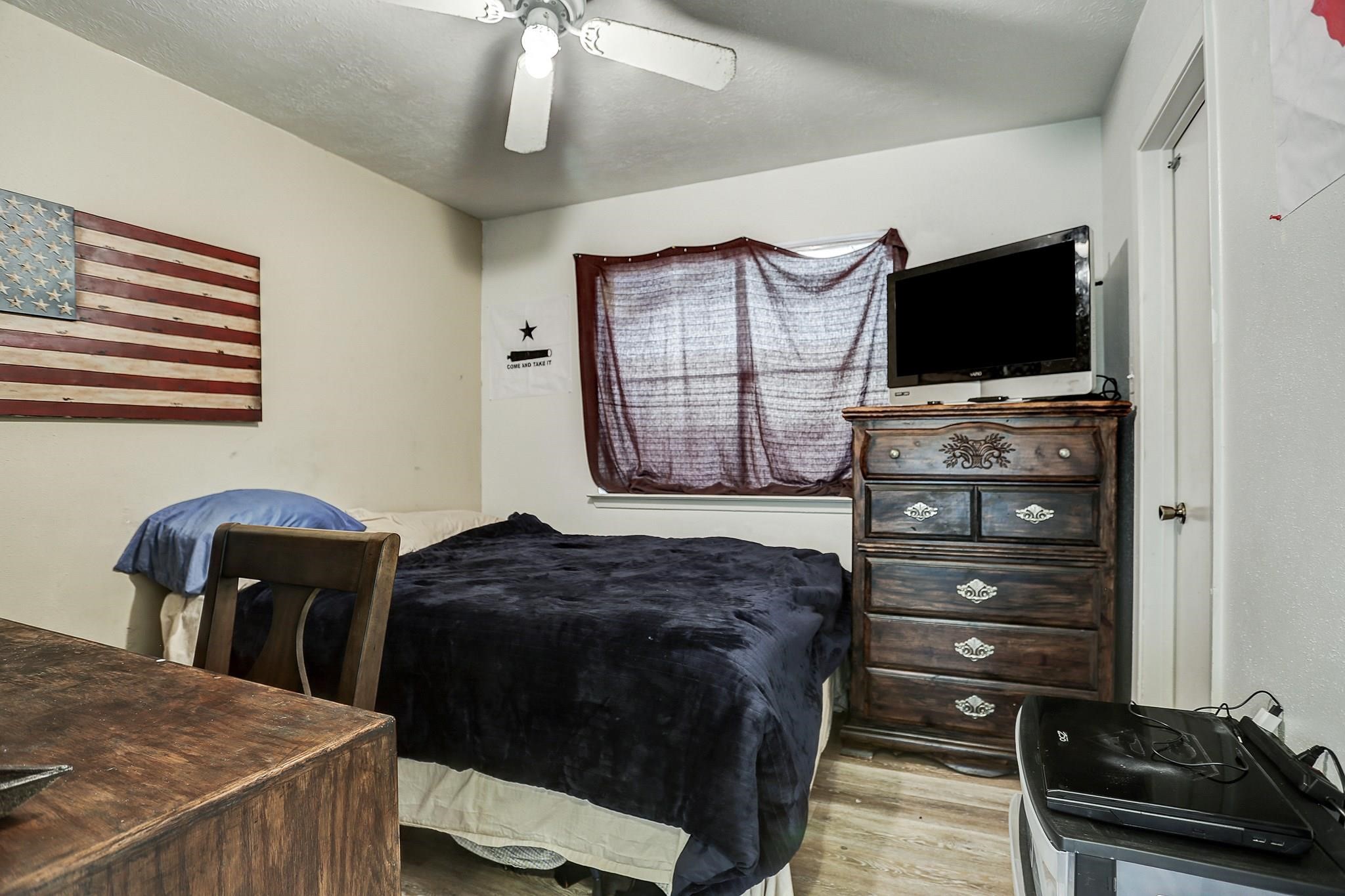 7006 Zieglers Grove Property Photo 11