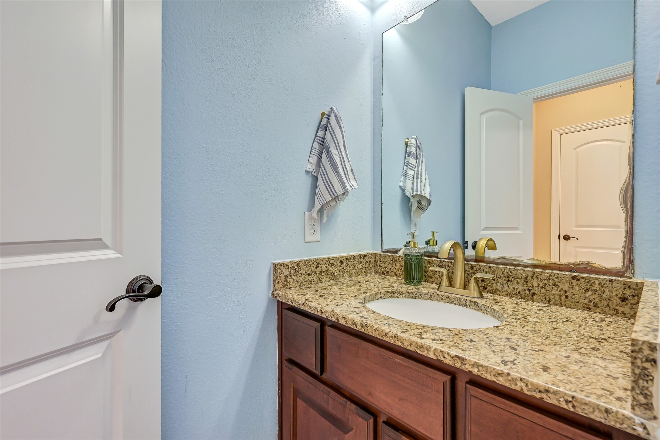 4516 Estella Court Property Photo 43