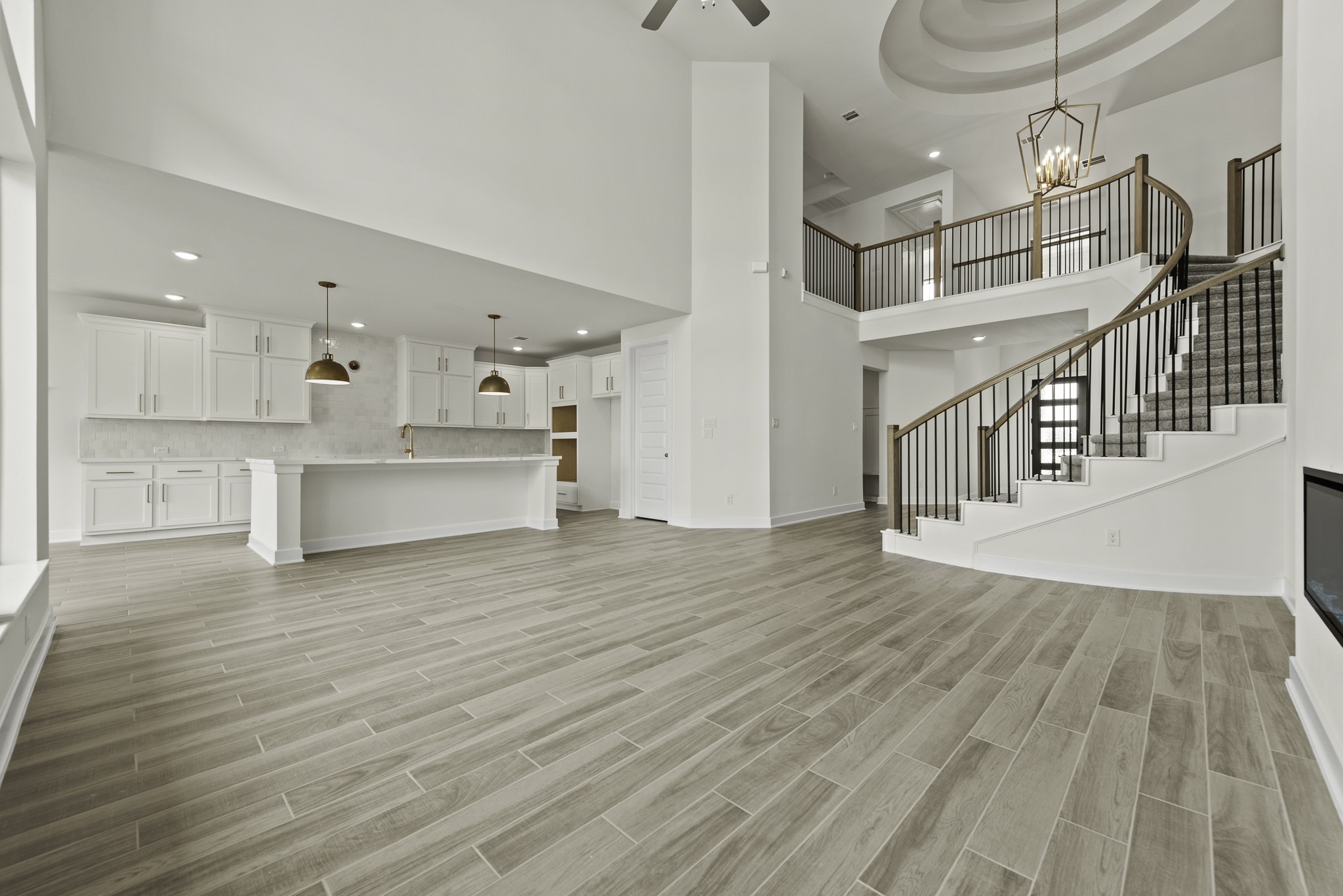 2602 Oregano Rise Drive Property Photo 5