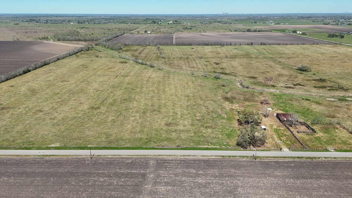4439 Schultz Road Property Photo 17