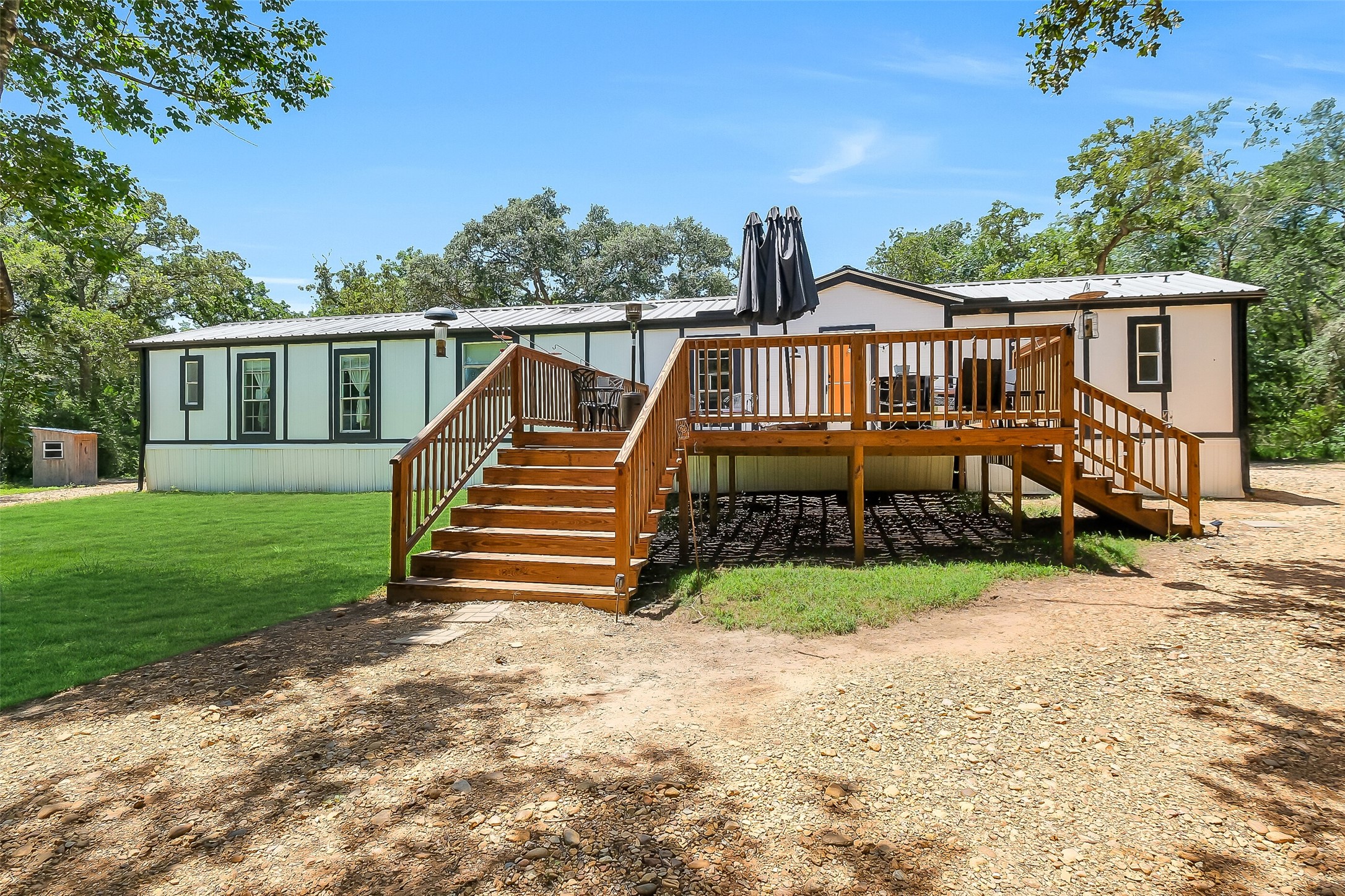 2980 S Ih 10 Property Photo 6