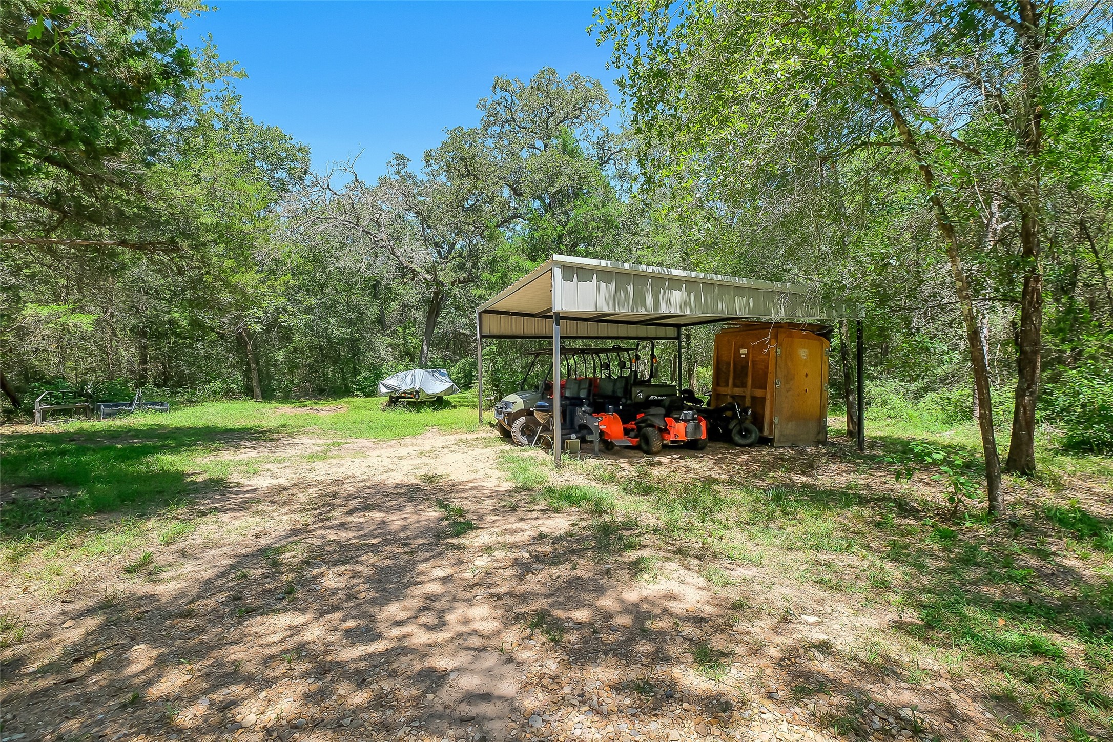 2980 S Ih 10 Property Photo 37