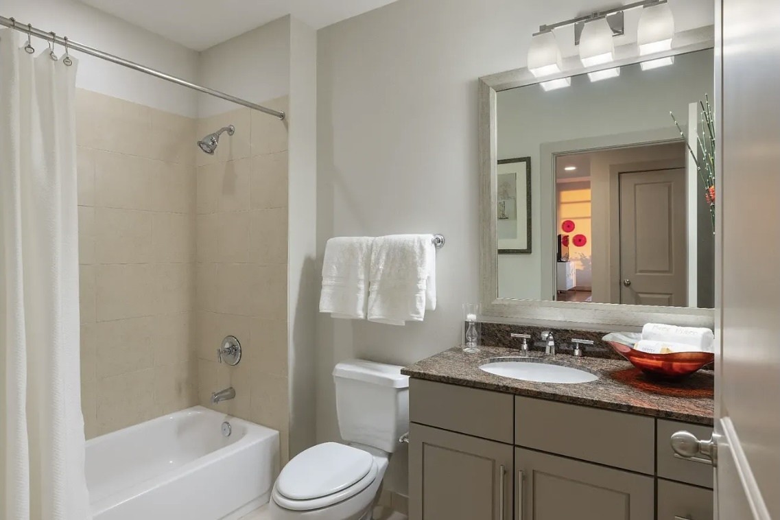 1400 Mckinney Street 904 Property Photo 8