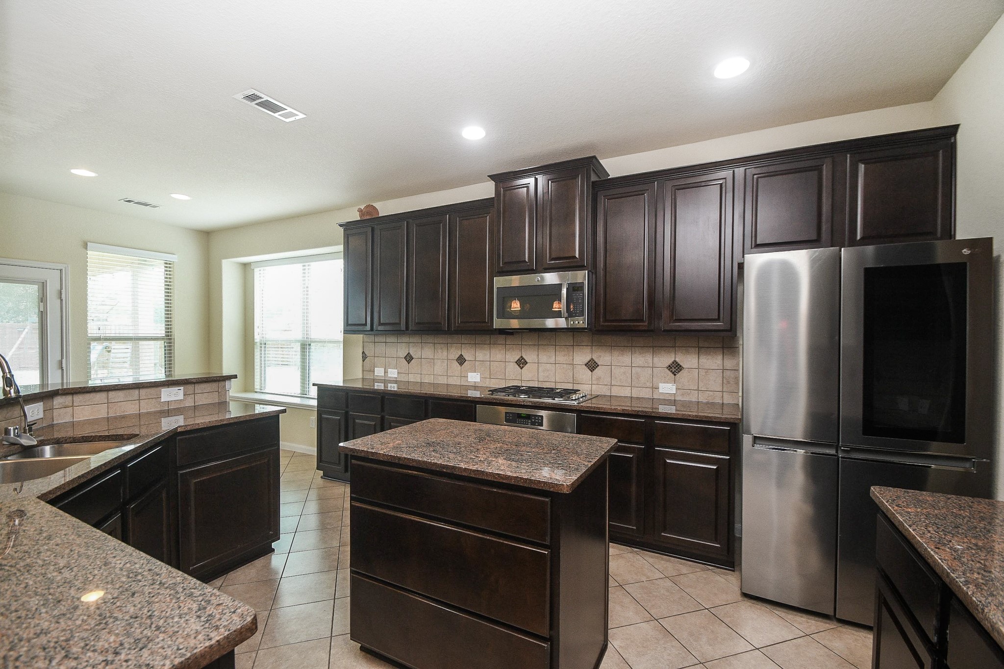 4803 Terrance Fall Drive Property Photo 6