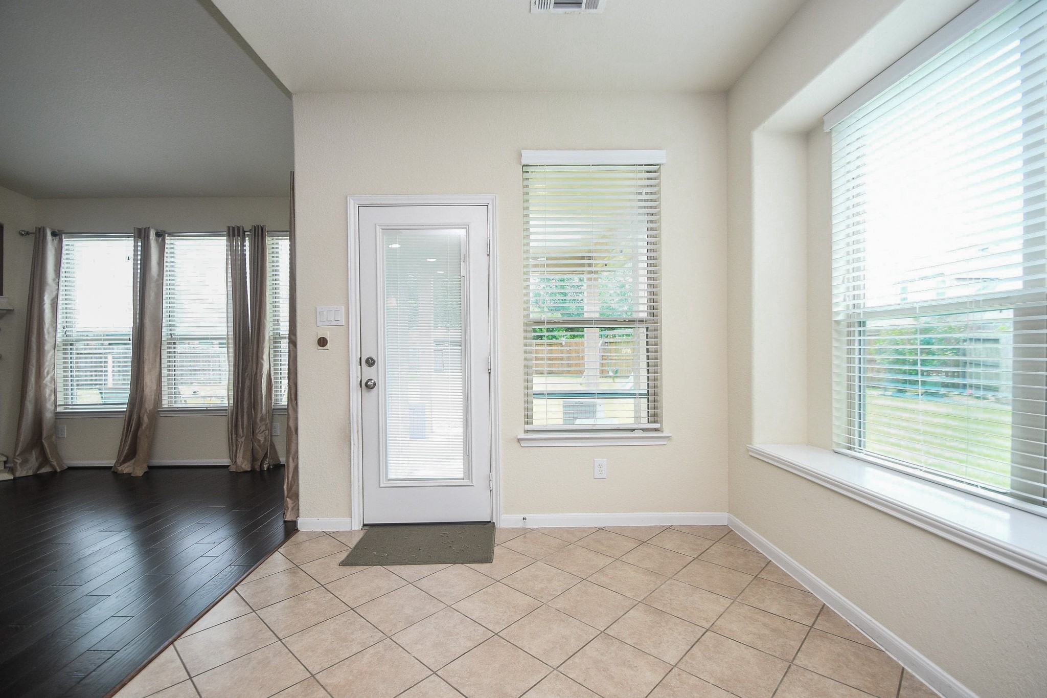 4803 Terrance Fall Drive Property Photo 8
