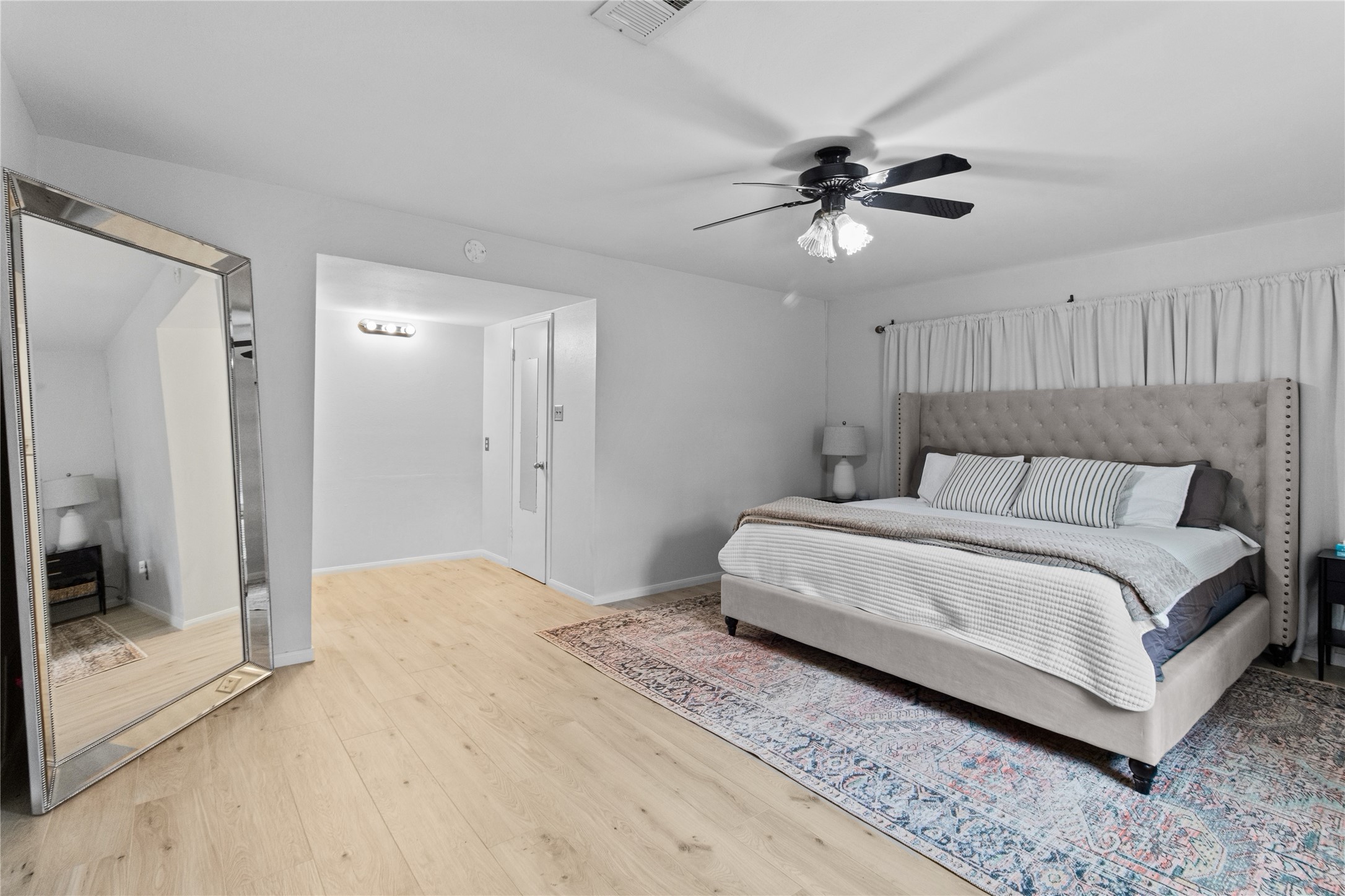 12997 Trail Hollow Drive Property Photo 12